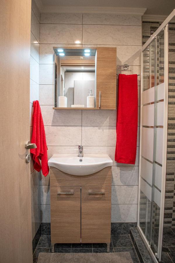 John'S Apartment'S Near Athens Airport!! Σπάτα Εξωτερικό φωτογραφία